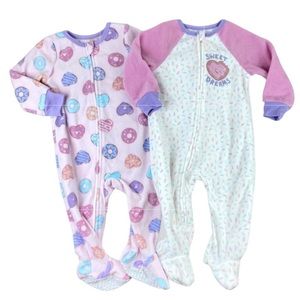 KIDS HEADQUARTERS 🍩 NWT Girls 2-Pack Fleece Doughnut Theme Footie Pajamas | 2T